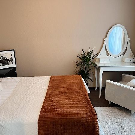 Cozy Apartment In Tallinn Old Town, Great Location Exteriör bild